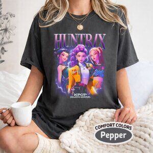 Kpop Demon Hunters Huntrix Heroic Poses Group Shot T-Shirt